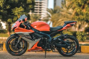 Moto Suzuki