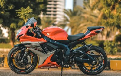 Moto Suzuki